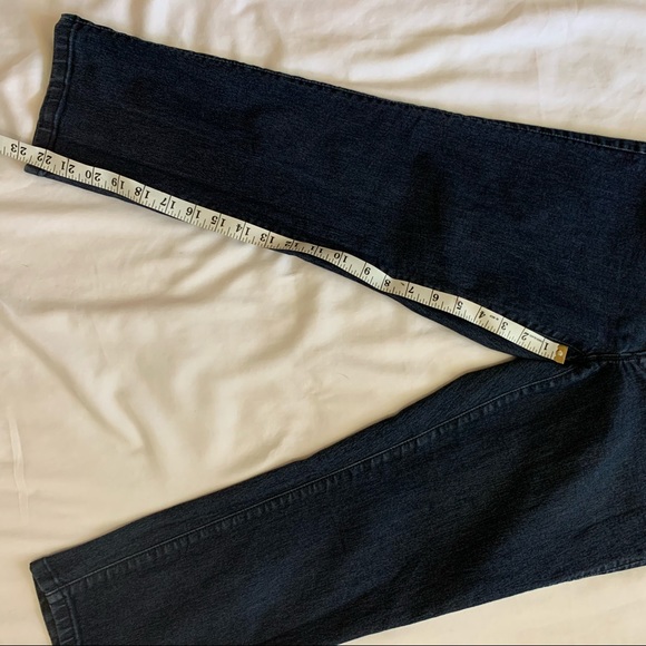 Ann Taylor Curvy Crop Jean 27/4 - Picture 8 of 9